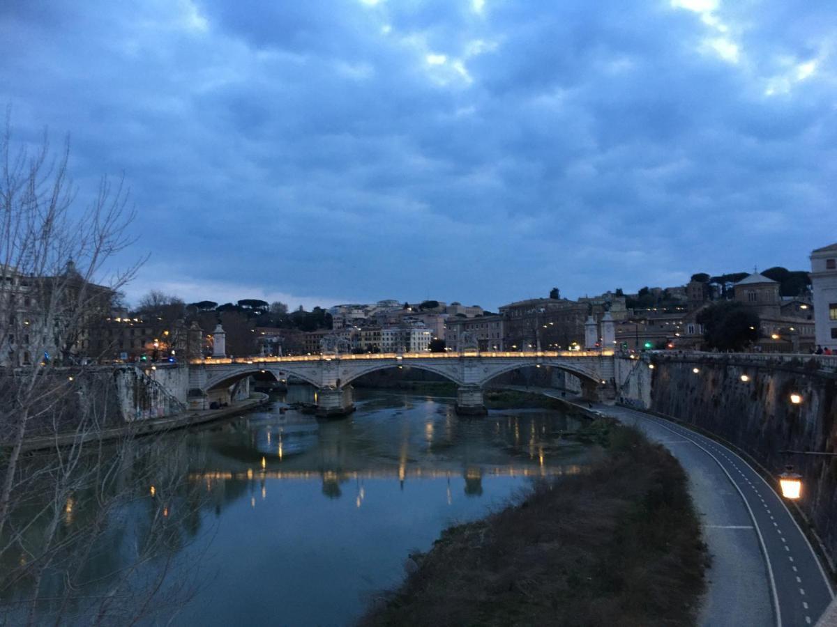Appartamento Appia Park 10 Min Dal Colosseo *